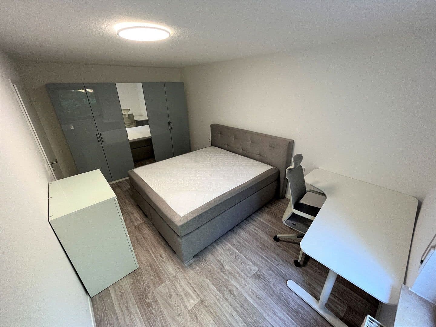 Pronájem bytu 2+1 51 m², Pfälzer Straße 21, Neckarsulm, Bádensko-Württembersko Pronájem bytu 2+1 51 m², Pfälzer Straße 21, Neckarsulm, Bádensko-Württembersko