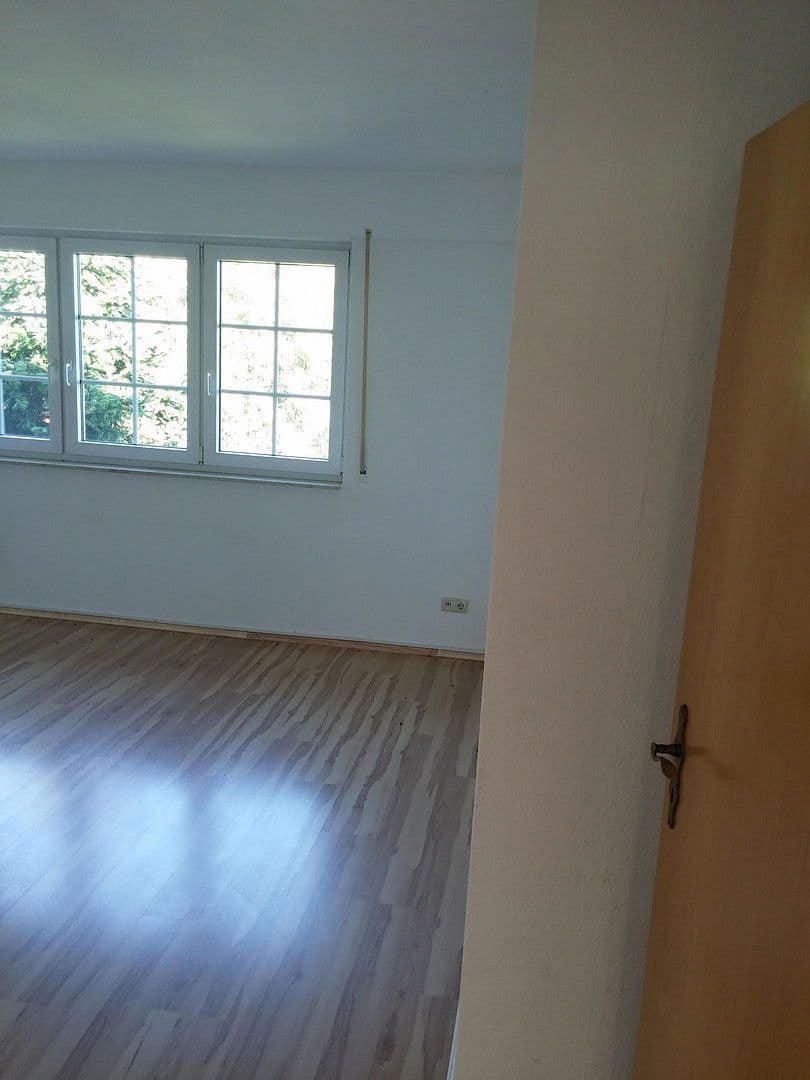 Pronájem bytu 4+1 112 m², Grenzlandstr 15a, Bad Gottleuba-Berggießhübel, Sasko Pronájem bytu 4+1 112 m², Grenzlandstr 15a, Bad Gottleuba-Berggießhübel, Sasko