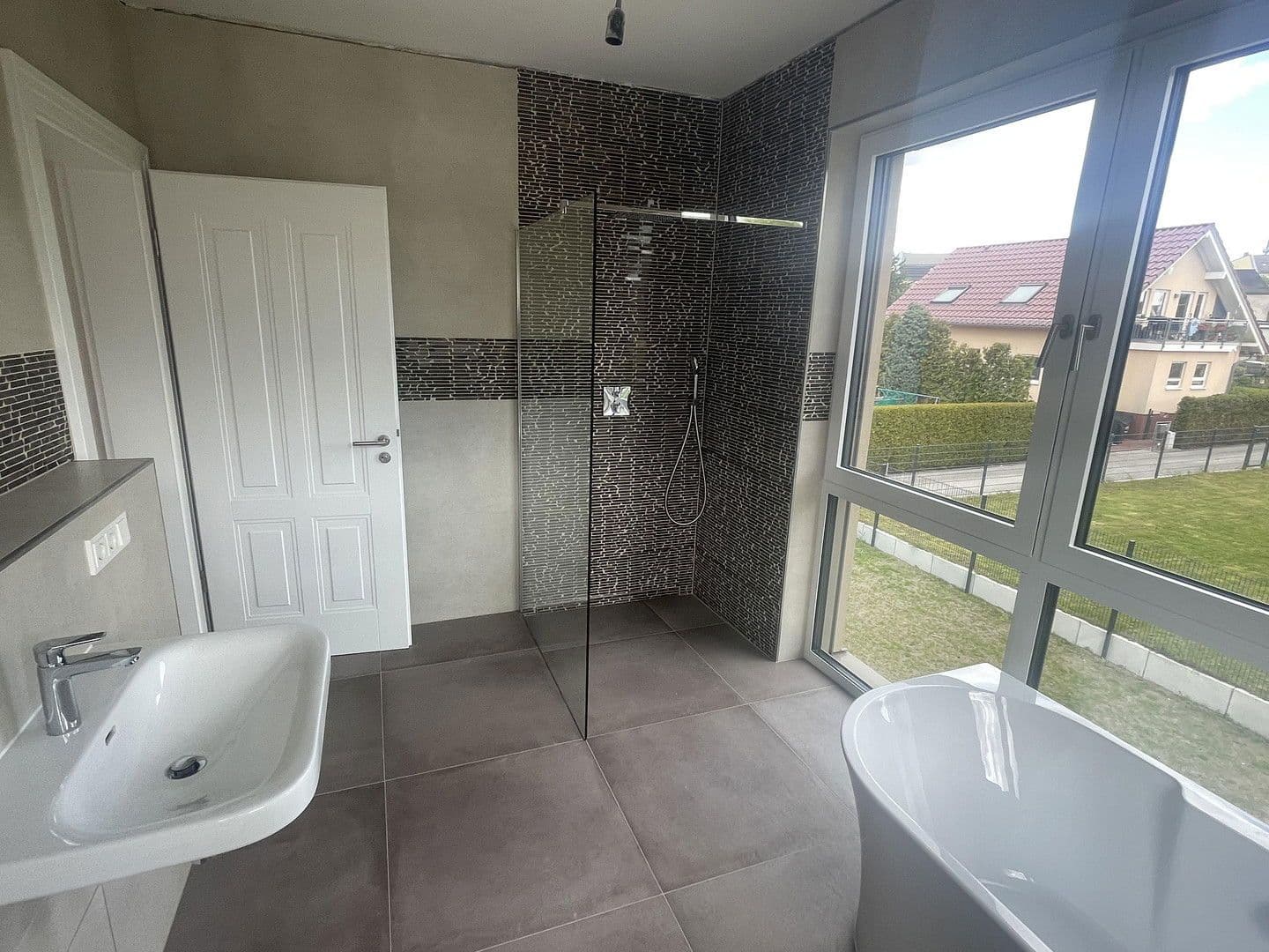 Pronájem bytu 4+1 89 m², Berlin, Berlín Pronájem bytu 4+1 89 m², Berlin, Berlín