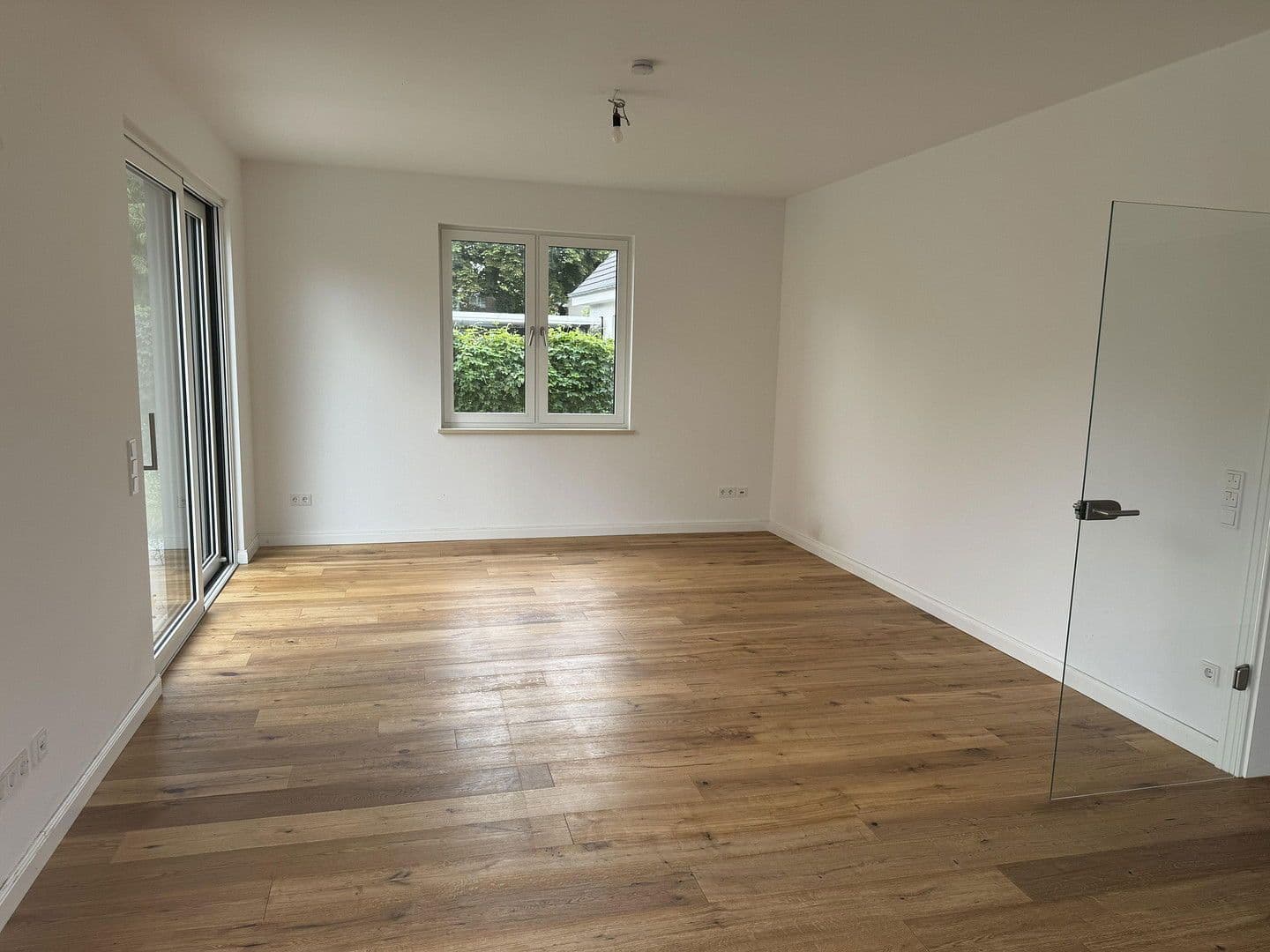 Pronájem bytu 4+1 89 m², Berlin, Berlín Pronájem bytu 4+1 89 m², Berlin, Berlín