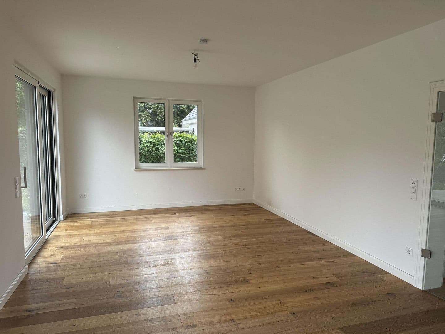 Pronájem bytu 4+1 89 m², Berlin, Berlín Pronájem bytu 4+1 89 m², Berlin, Berlín