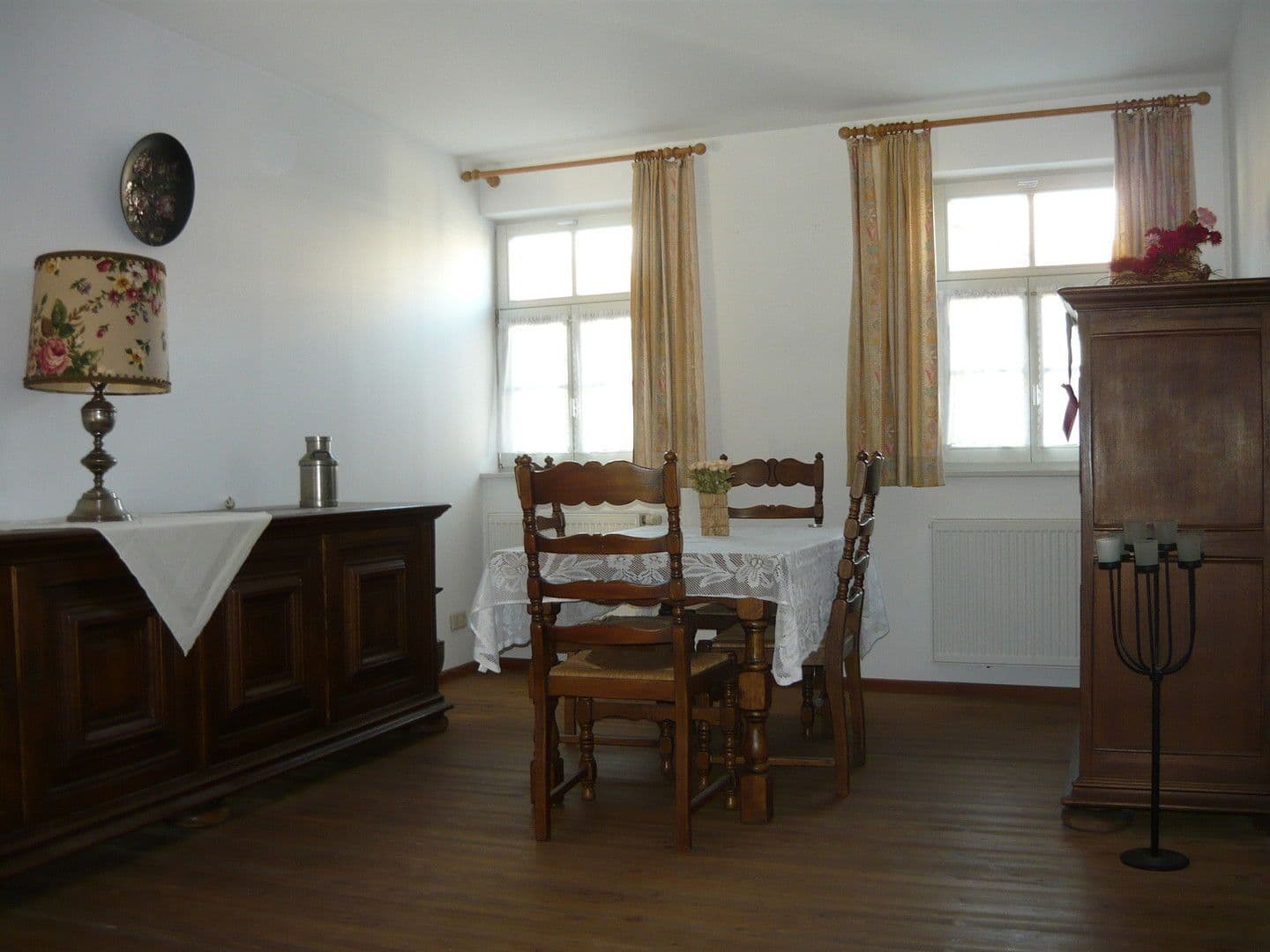 Pronájem nebytového prostoru 774 m², Am Viehmarkt 108, Ummerstadt, Durynsko Pronájem nebytového prostoru 774 m², Am Viehmarkt 108, Ummerstadt, Durynsko