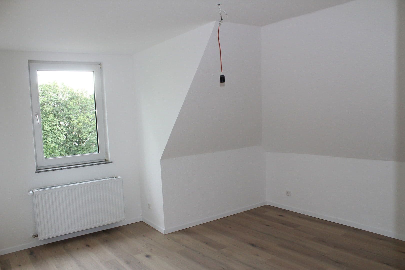 Pronájem bytu 3+1 80 m², Gneisenaustr. 14, Krefeld, Severní Porýní-Vestfálsko Pronájem bytu 3+1 80 m², Gneisenaustr. 14, Krefeld, Severní Porýní-Vestfálsko