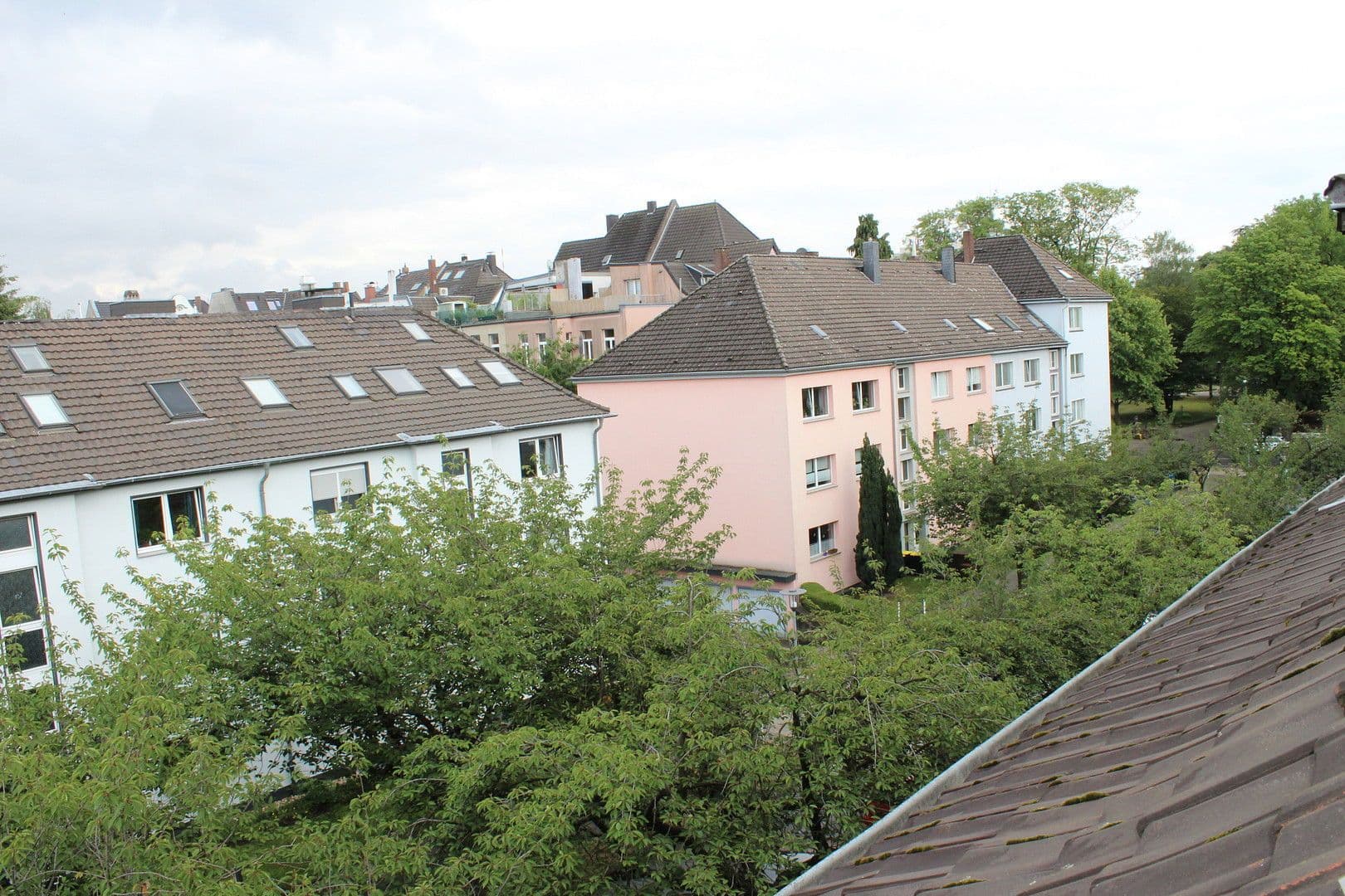 Pronájem bytu 3+1 80 m², Gneisenaustr. 14, Krefeld, Severní Porýní-Vestfálsko Pronájem bytu 3+1 80 m², Gneisenaustr. 14, Krefeld, Severní Porýní-Vestfálsko