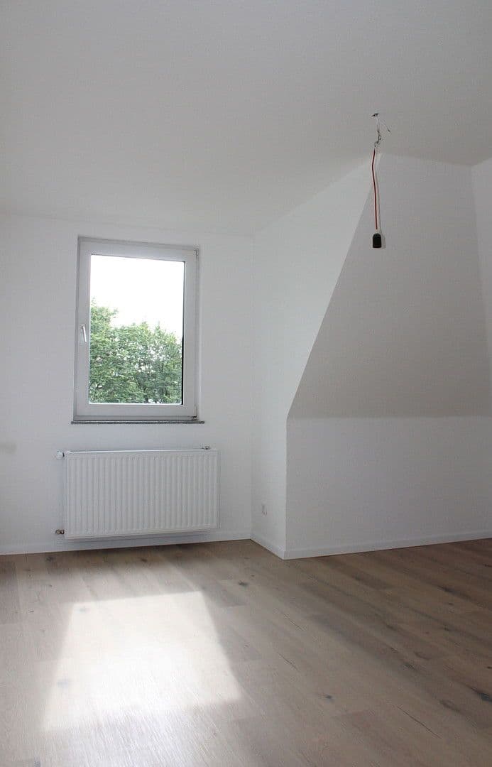 Pronájem bytu 3+1 80 m², Gneisenaustr. 14, Krefeld, Severní Porýní-Vestfálsko Pronájem bytu 3+1 80 m², Gneisenaustr. 14, Krefeld, Severní Porýní-Vestfálsko