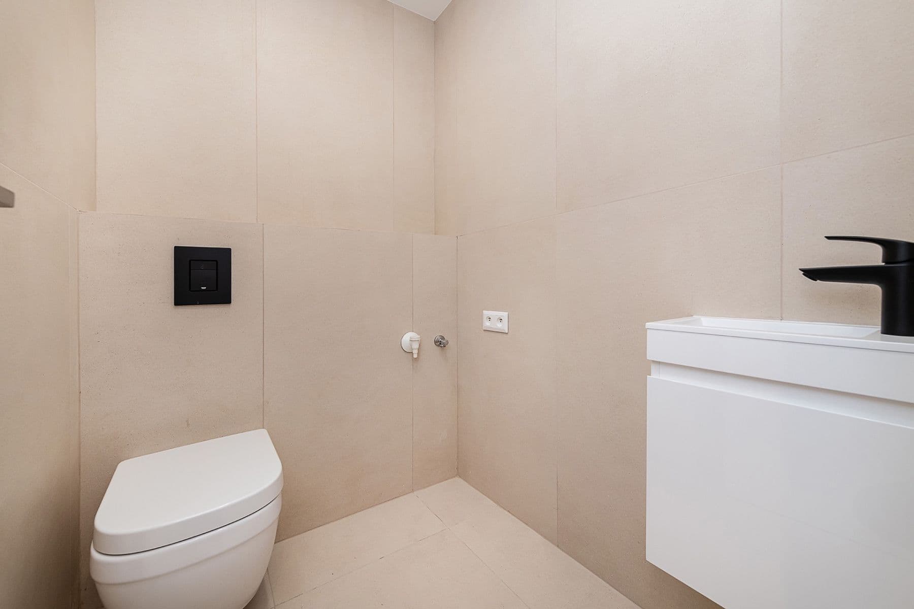 Prodej bytu 4+kk 100 m², Křivá, Praha, Praha Prodej bytu 4+kk 100 m², Křivá, Praha, Praha