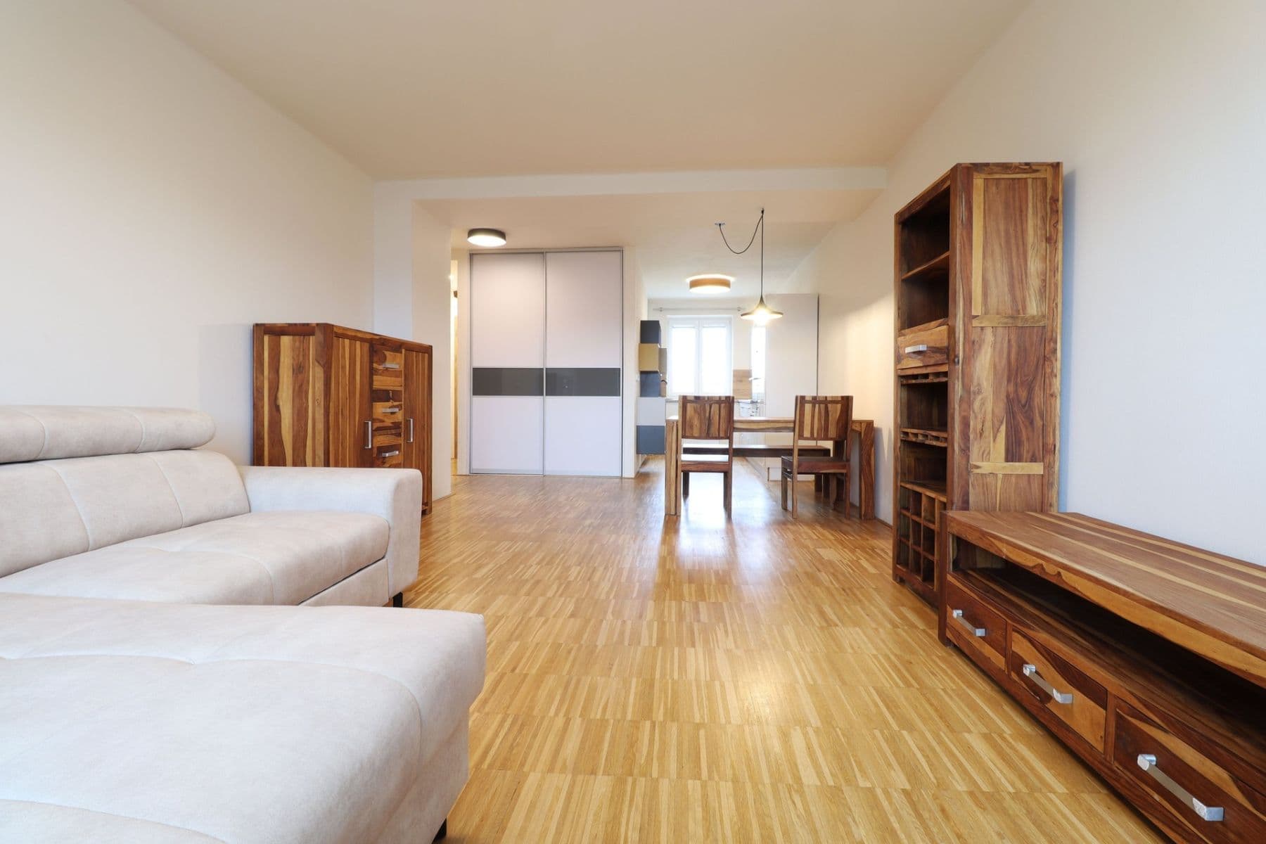 Pronájem bytu 2+kk 70 m², K Zeleným domkům, Praha, Praha Pronájem bytu 2+kk 70 m², K Zeleným domkům, Praha, Praha