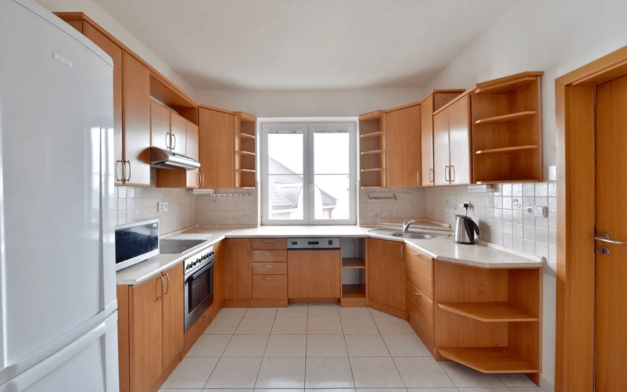 Pronájem domu 801 m², pozemek 1.299 m², Nový Zlíchov, Praha, Praha Pronájem domu 801 m², pozemek 1.299 m², Nový Zlíchov, Praha, Praha