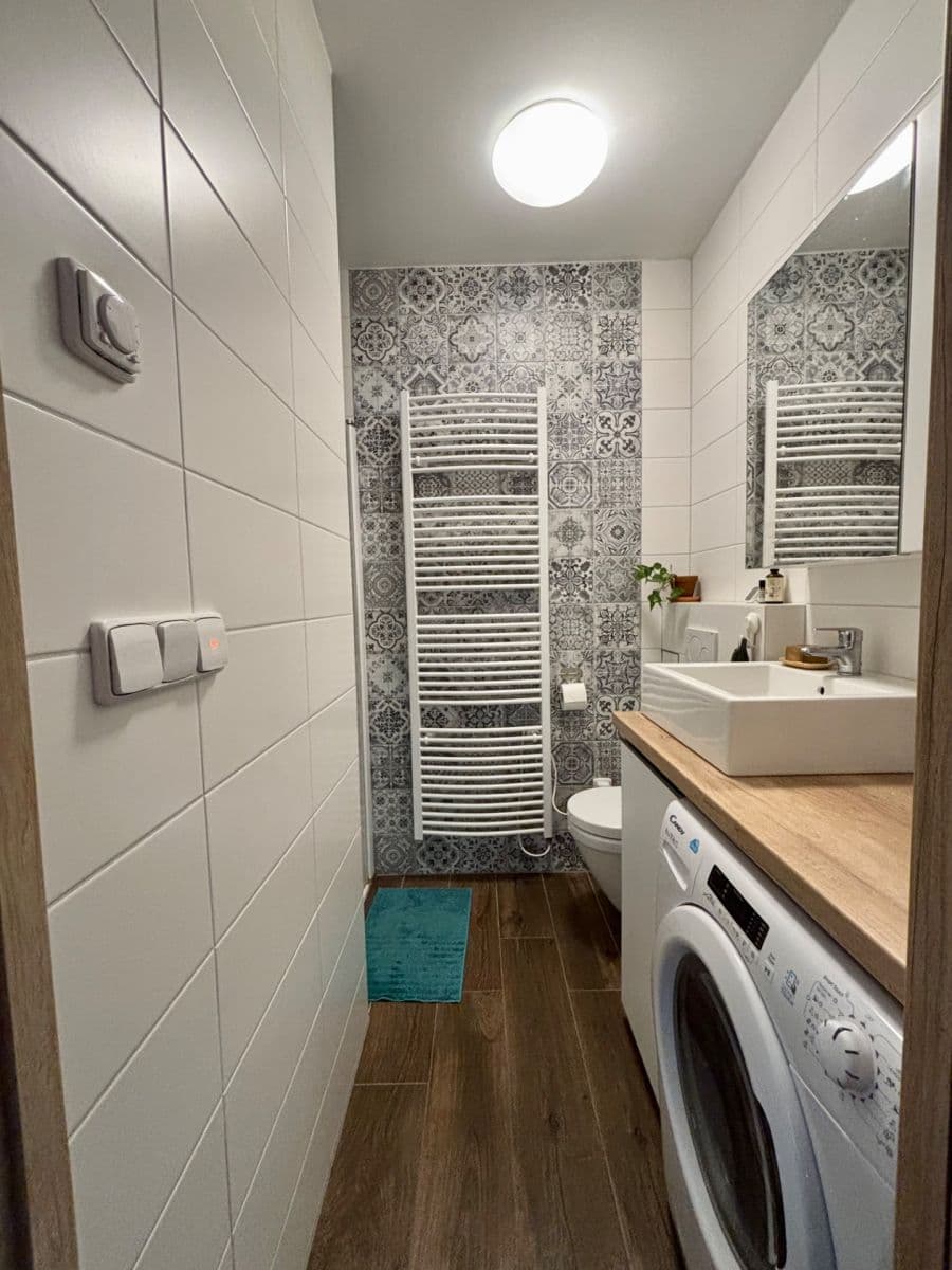 Pronájem bytu 1+1 30 m², Gallašova, Brno, Jihomoravský kraj Pronájem bytu 1+1 30 m², Gallašova, Brno, Jihomoravský kraj