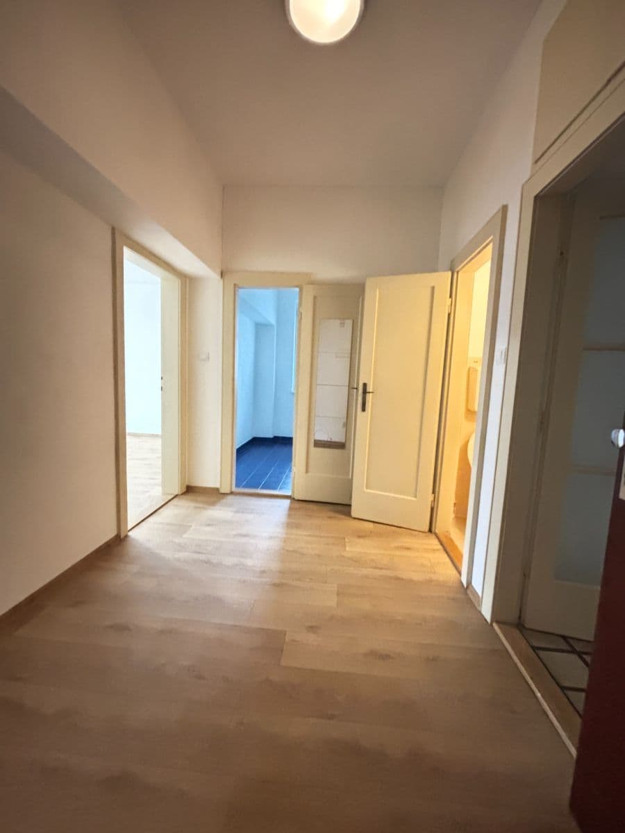 Pronájem bytu 1+1 51 m², Příční, Brno, Jihomoravský kraj Pronájem bytu 1+1 51 m², Příční, Brno, Jihomoravský kraj