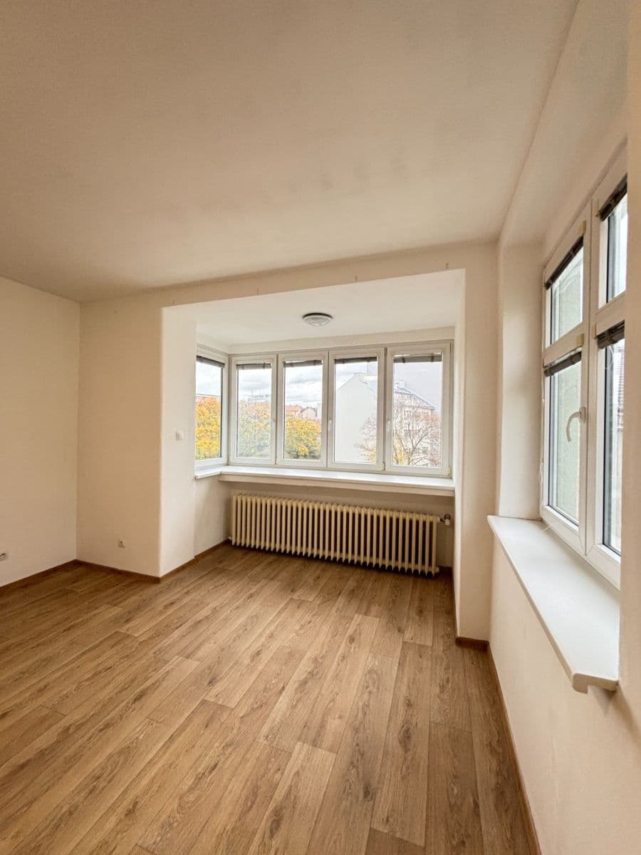 Pronájem bytu 1+1 51 m², Příční, Brno, Jihomoravský kraj Pronájem bytu 1+1 51 m², Příční, Brno, Jihomoravský kraj