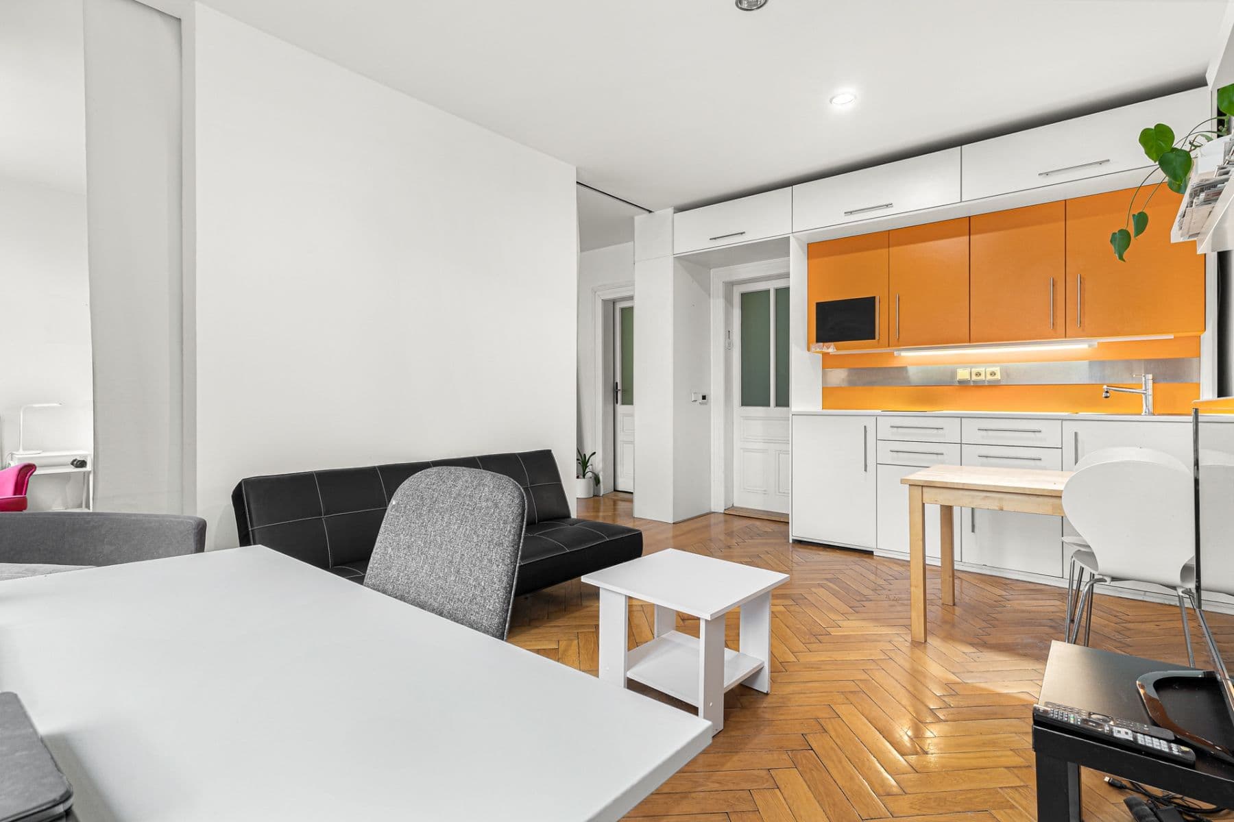 Pronájem bytu 2+kk 50 m², Estonská, Praha, Praha Pronájem bytu 2+kk 50 m², Estonská, Praha, Praha