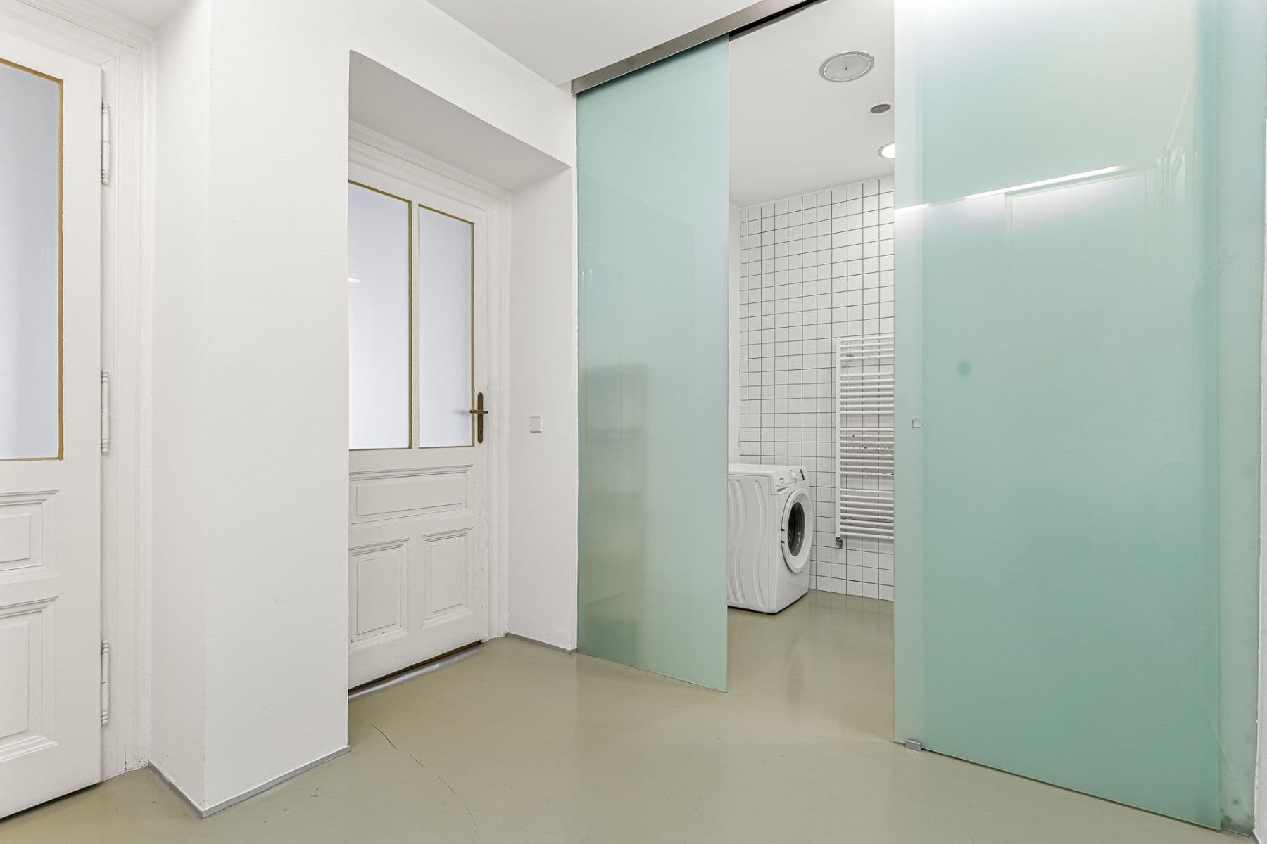 Pronájem bytu 2+kk 50 m², Estonská, Praha, Praha Pronájem bytu 2+kk 50 m², Estonská, Praha, Praha