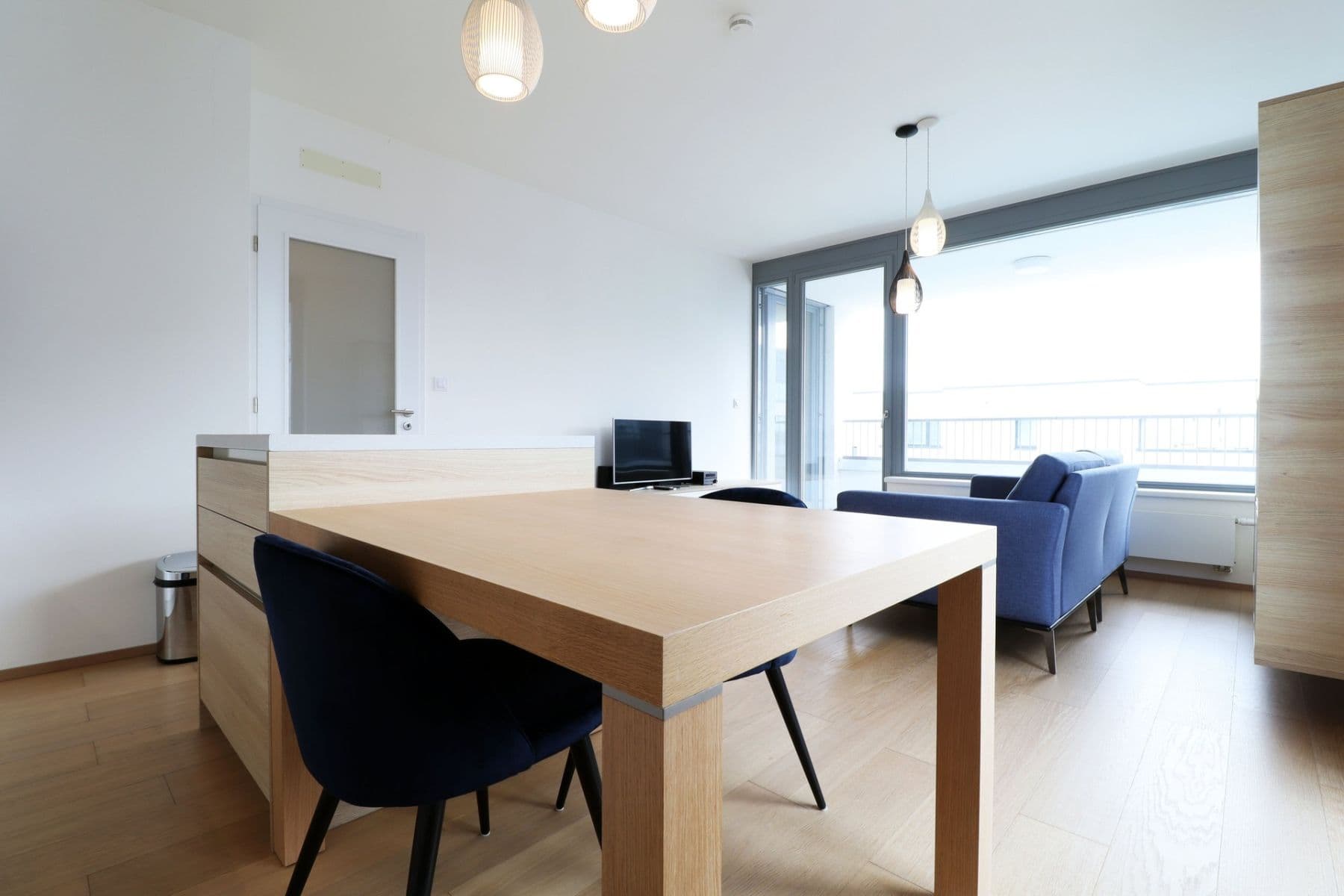 Pronájem bytu 2+kk 66 m², Walterovo náměstí, Praha, Praha Pronájem bytu 2+kk 66 m², Walterovo náměstí, Praha, Praha