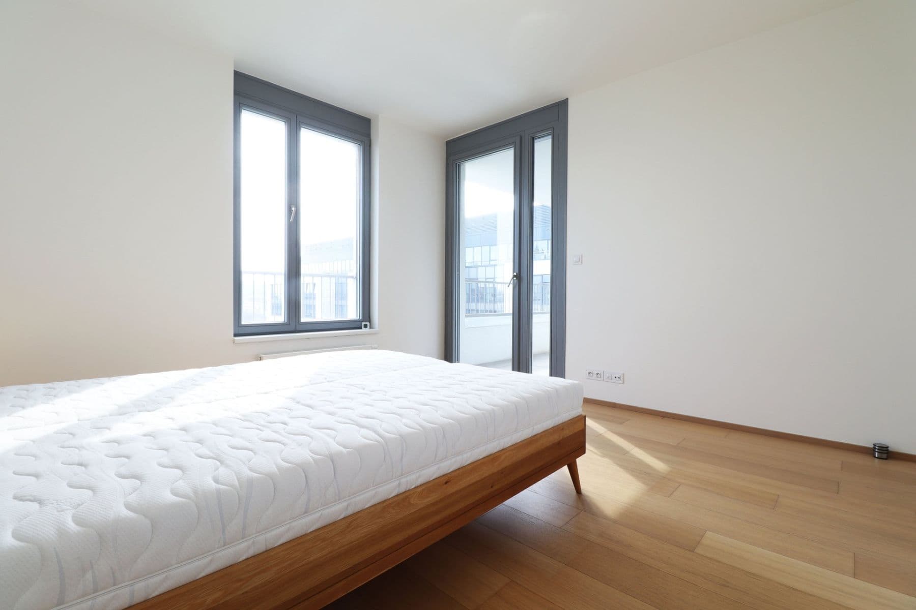 Pronájem bytu 2+kk 66 m², Walterovo náměstí, Praha, Praha Pronájem bytu 2+kk 66 m², Walterovo náměstí, Praha, Praha
