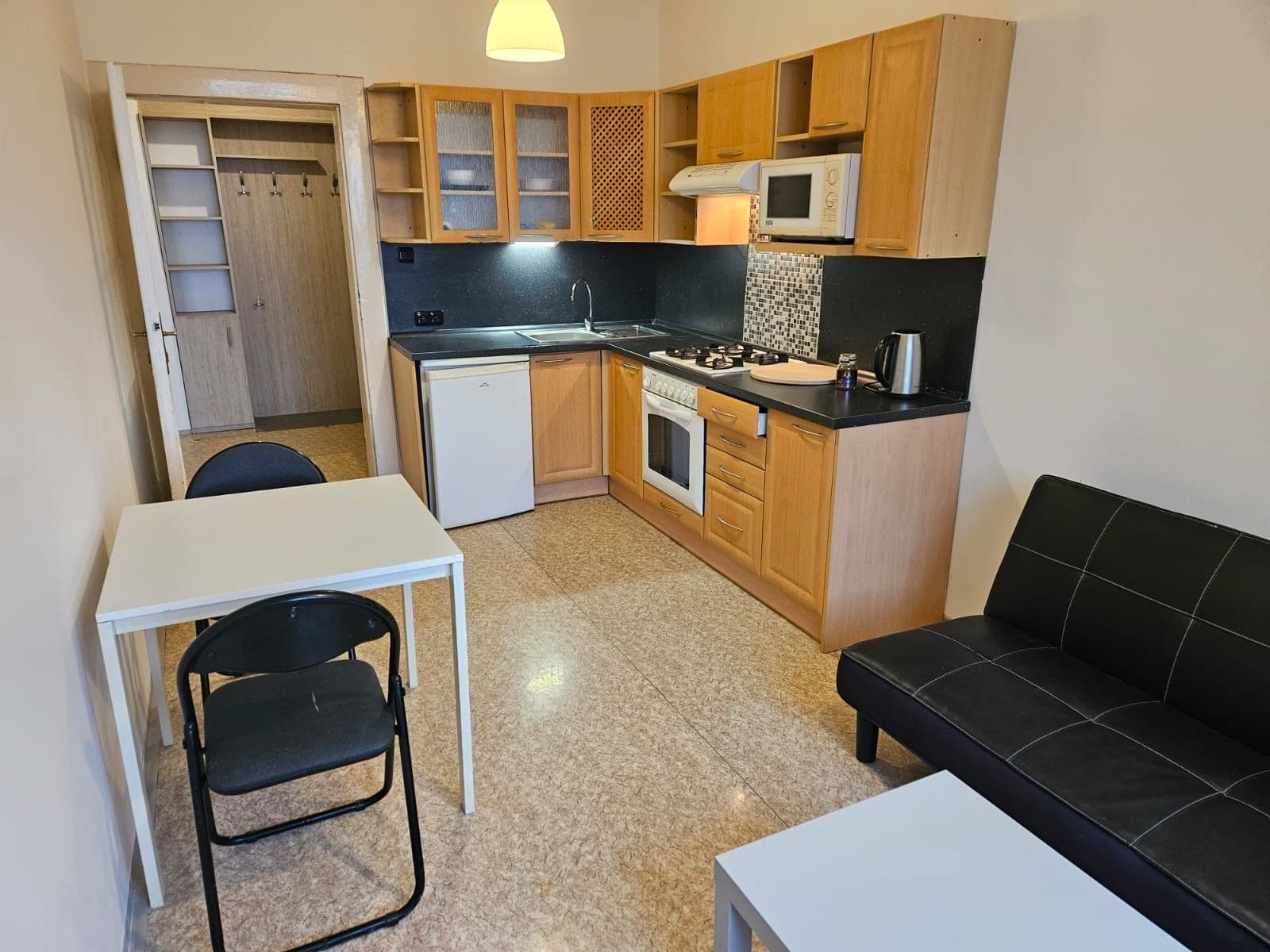 Pronájem bytu 2+kk 49 m², Holandská, Praha, Praha Pronájem bytu 2+kk 49 m², Holandská, Praha, Praha