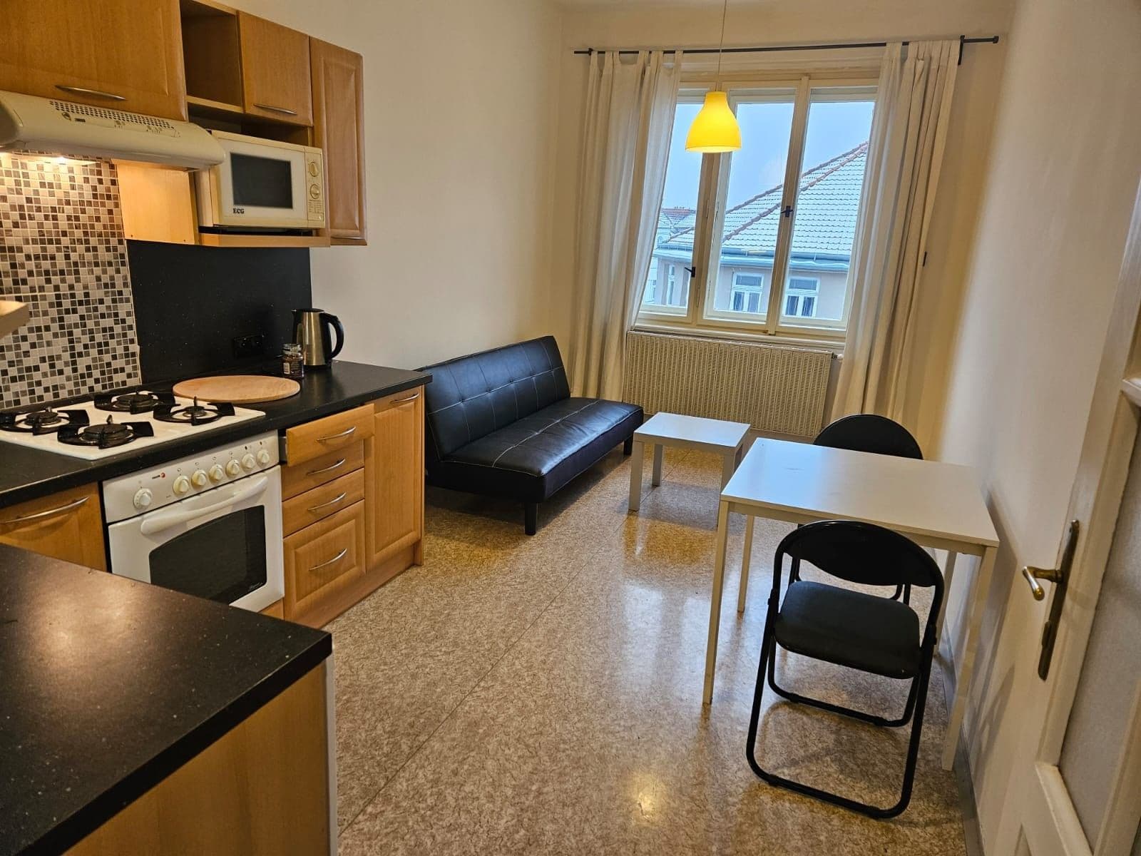 Pronájem bytu 2+kk 49 m², Holandská, Praha, Praha Pronájem bytu 2+kk 49 m², Holandská, Praha, Praha