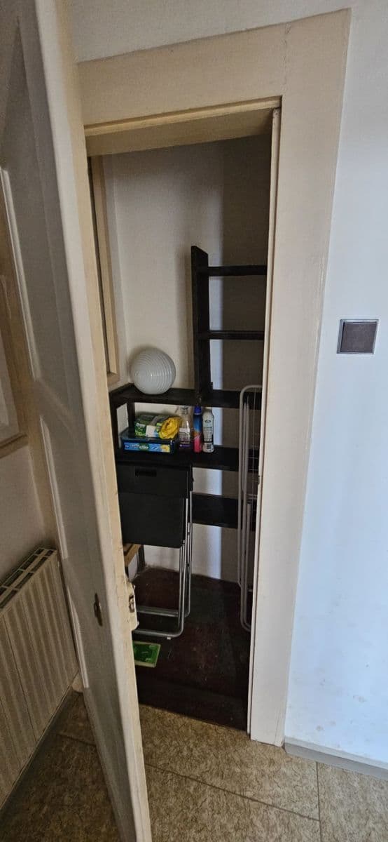 Pronájem bytu 2+kk 49 m², Holandská, Praha, Praha Pronájem bytu 2+kk 49 m², Holandská, Praha, Praha