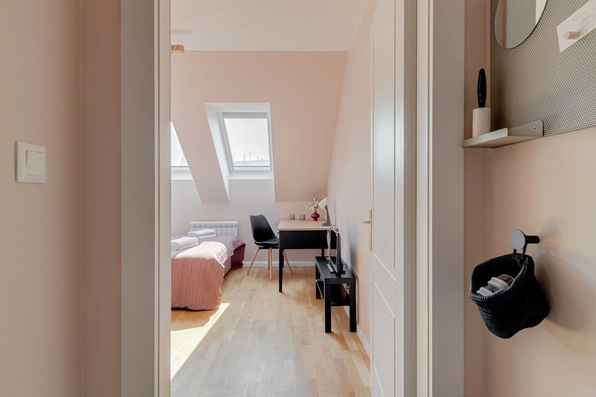 Pronájem bytu 20 m², Rubešova, Praha, Praha Pronájem bytu 20 m², Rubešova, Praha, Praha