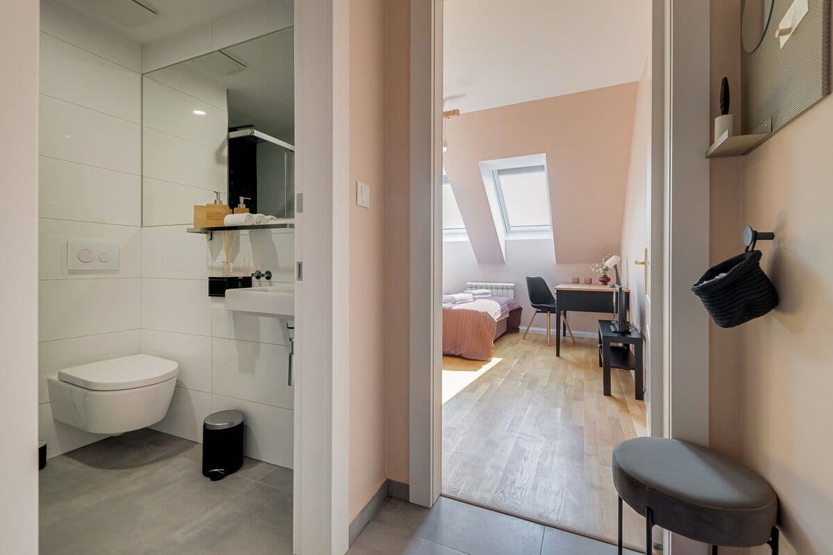 Pronájem bytu 20 m², Rubešova, Praha, Praha Pronájem bytu 20 m², Rubešova, Praha, Praha