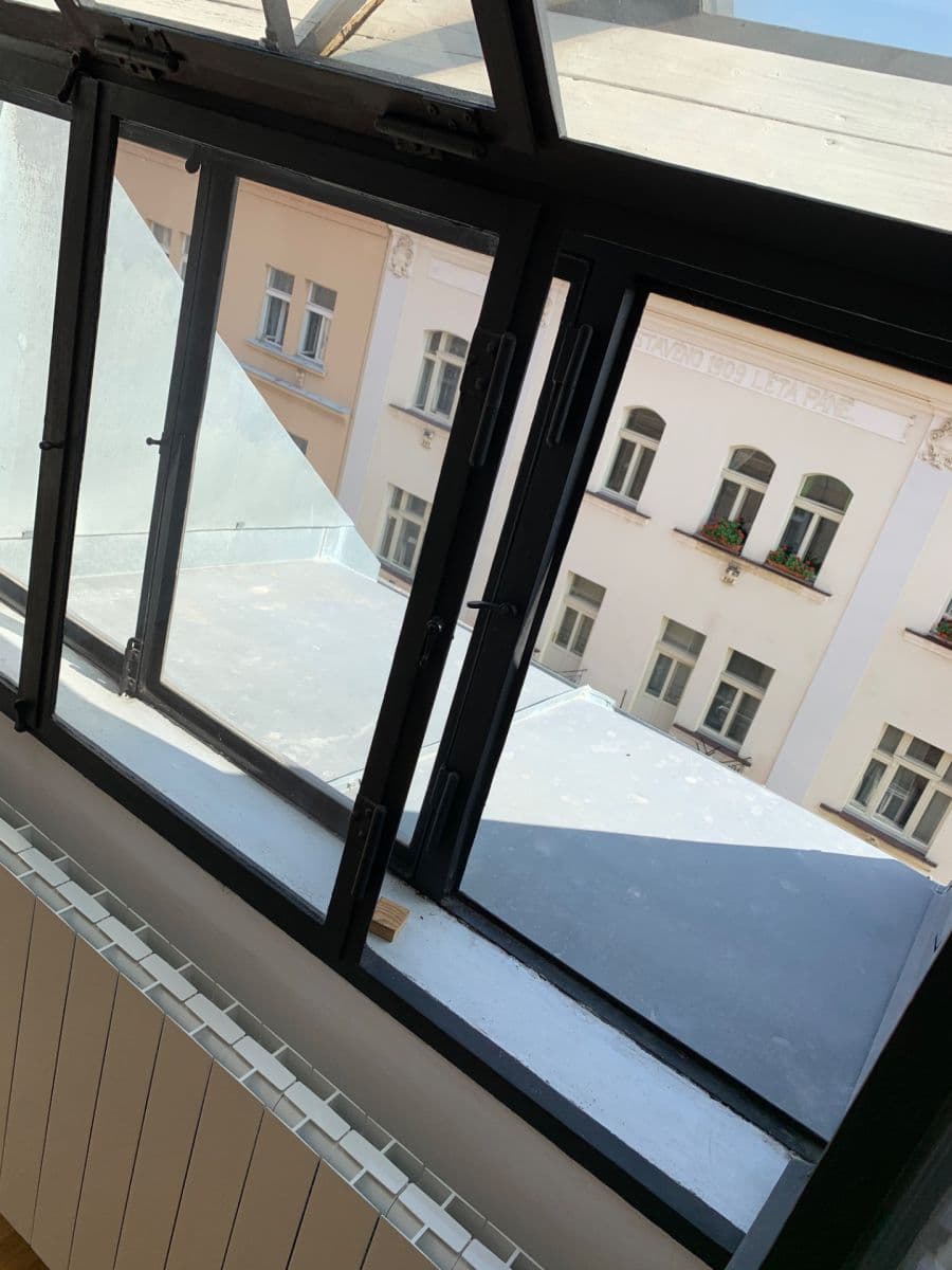 Prodej bytu 2+1 40 m², Slovinská, Praha, Praha Prodej bytu 2+1 40 m², Slovinská, Praha, Praha