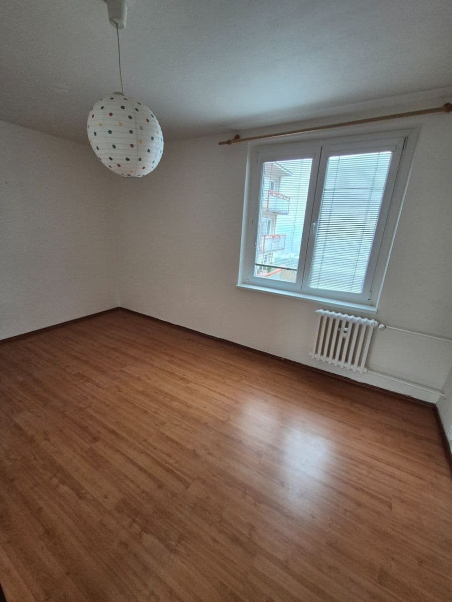 Pronájem bytu 3+1 76 m², Bzenecká, Brno, Jihomoravský kraj Pronájem bytu 3+1 76 m², Bzenecká, Brno, Jihomoravský kraj