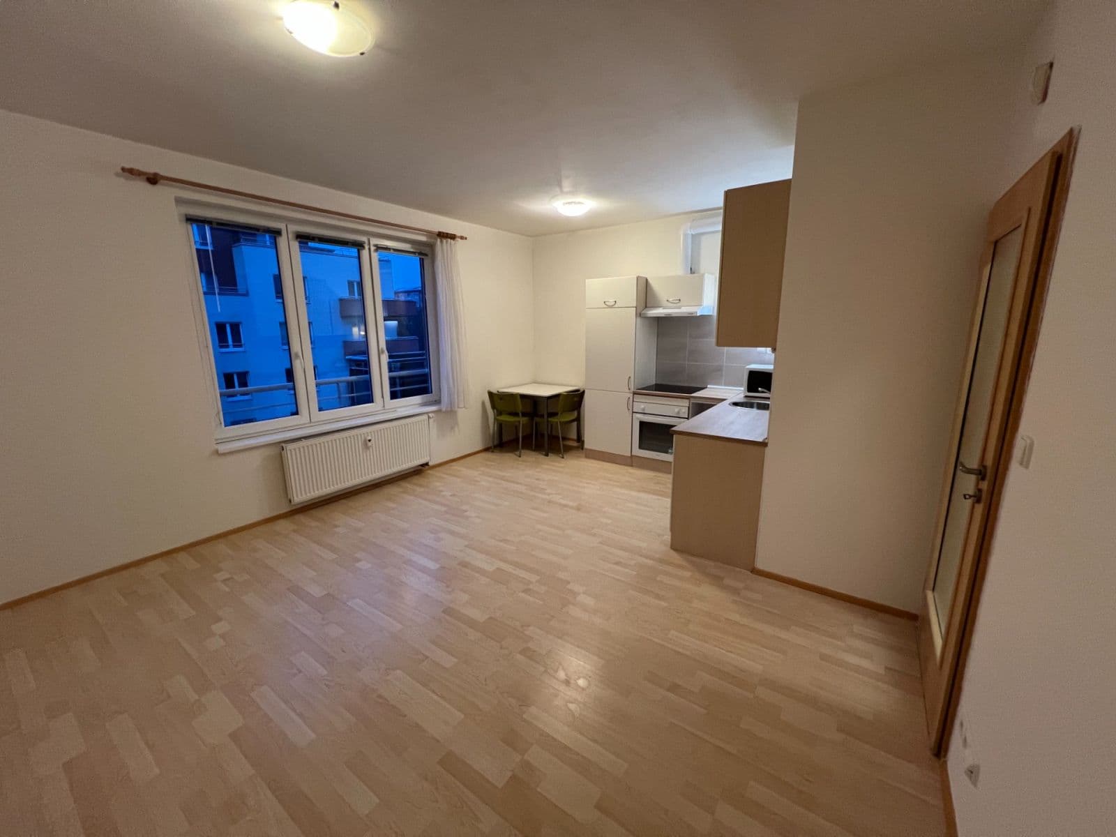 Pronájem bytu 1+kk 29 m², Velenovského, Praha, Praha Pronájem bytu 1+kk 29 m², Velenovského, Praha, Praha