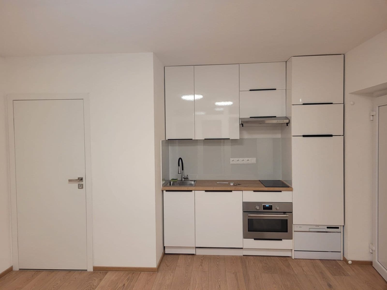 Pronájem bytu 1+kk 30 m², V Kališti, Praha, Praha Pronájem bytu 1+kk 30 m², V Kališti, Praha, Praha
