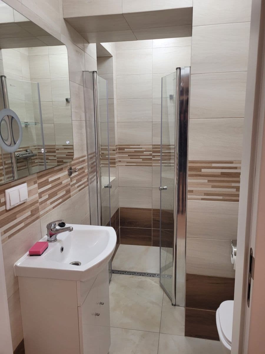 Pronájem bytu 1+kk 30 m², V Kališti, Praha, Praha Pronájem bytu 1+kk 30 m², V Kališti, Praha, Praha