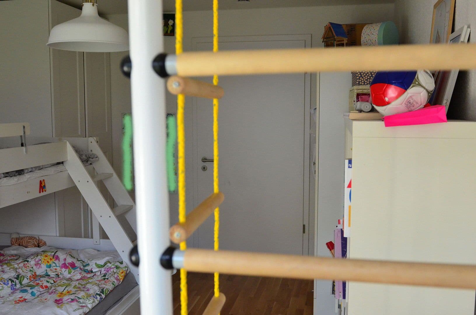 Pronájem bytu 3+1 92 m², Bielefeld, Severní Porýní-Vestfálsko Pronájem bytu 3+1 92 m², Bielefeld, Severní Porýní-Vestfálsko