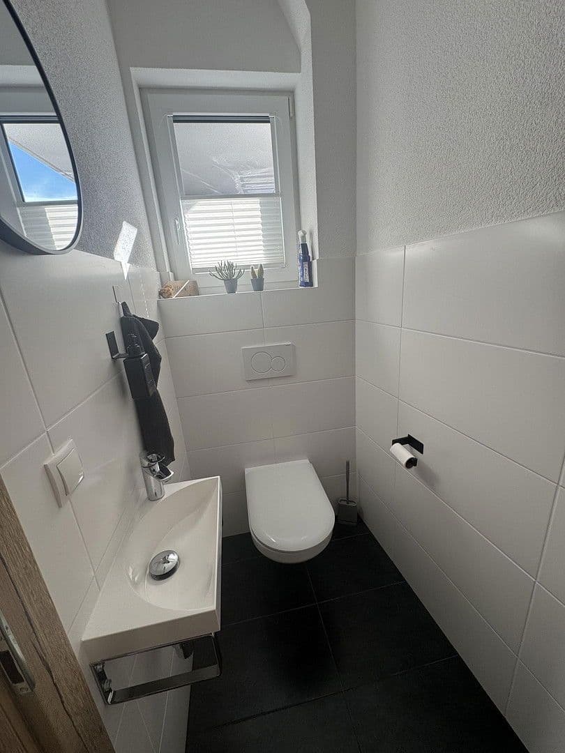 Pronájem domu 128 m², pozemek 266 m², Eichholz Siedlung 9, Fließ, Tyrolsko Pronájem domu 128 m², pozemek 266 m², Eichholz Siedlung 9, Fließ, Tyrolsko