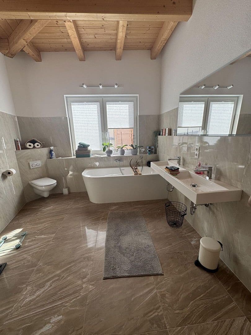 Pronájem domu 128 m², pozemek 266 m², Eichholz Siedlung 9, Fließ, Tyrolsko Pronájem domu 128 m², pozemek 266 m², Eichholz Siedlung 9, Fließ, Tyrolsko