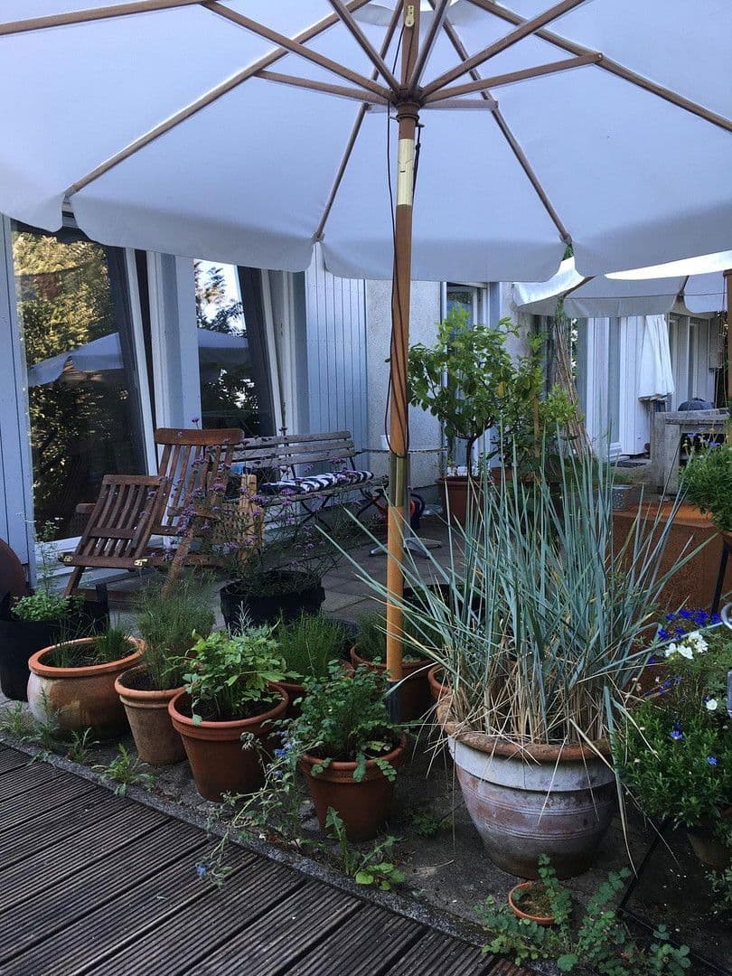 Prodej domu 213 m², pozemek 313 m², Wuppertal, Severní Porýní-Vestfálsko Prodej domu 213 m², pozemek 313 m², Wuppertal, Severní Porýní-Vestfálsko