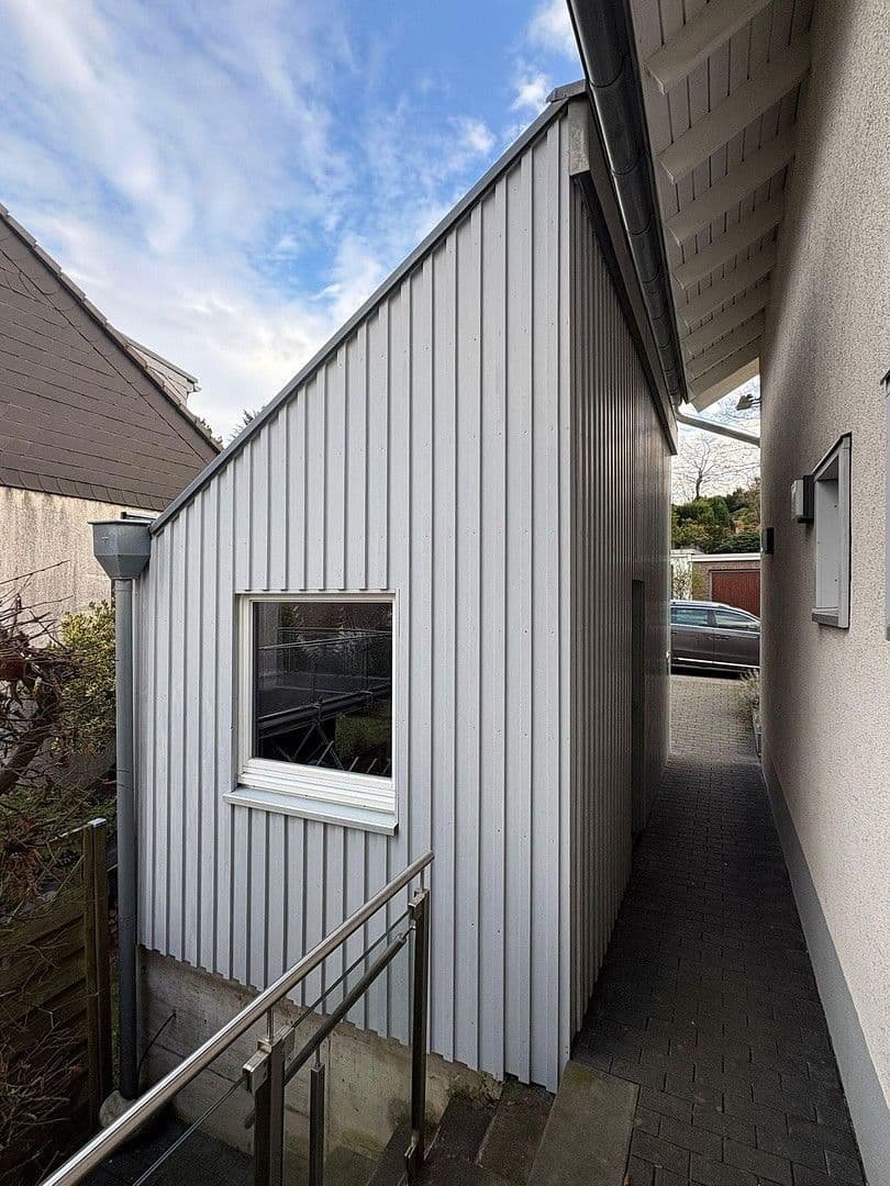 Prodej domu 213 m², pozemek 313 m², Wuppertal, Severní Porýní-Vestfálsko Prodej domu 213 m², pozemek 313 m², Wuppertal, Severní Porýní-Vestfálsko