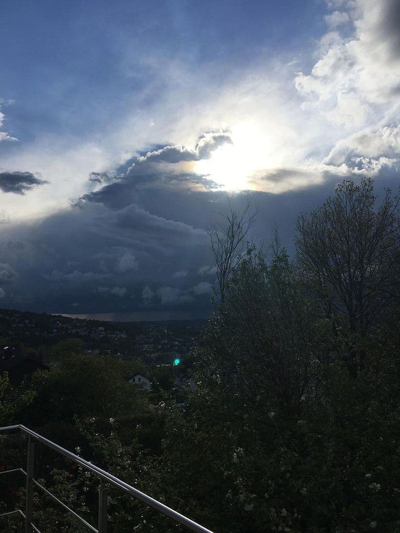 Prodej domu 213 m², pozemek 313 m², Wuppertal, Severní Porýní-Vestfálsko Prodej domu 213 m², pozemek 313 m², Wuppertal, Severní Porýní-Vestfálsko