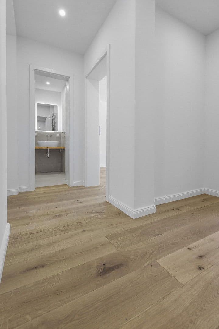 Pronájem bytu 4+1 85 m², Bremen, Bremen Pronájem bytu 4+1 85 m², Bremen, Bremen