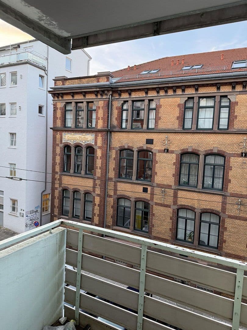 Pronájem bytu 1+1 26 m², Mozartstr. 5, Stuttgart, Bádensko-Württembersko Pronájem bytu 1+1 26 m², Mozartstr. 5, Stuttgart, Bádensko-Württembersko