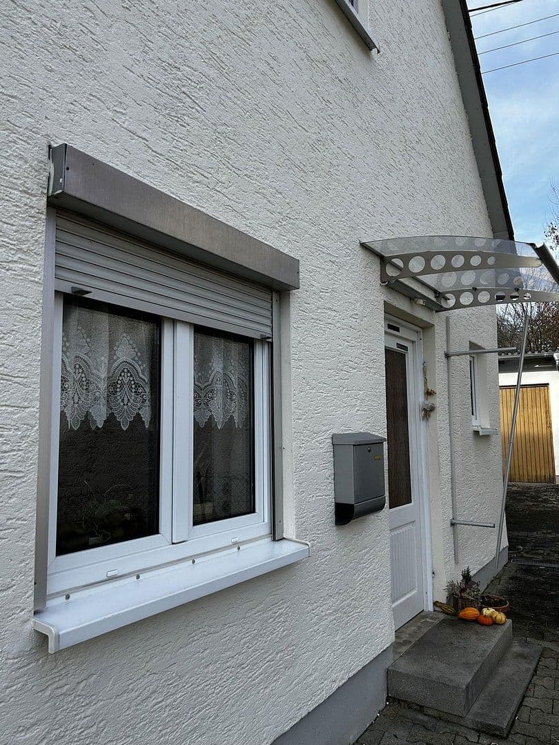 Prodej domu 130 m², pozemek 500 m², Dietenheim, Bádensko-Württembersko Prodej domu 130 m², pozemek 500 m², Dietenheim, Bádensko-Württembersko