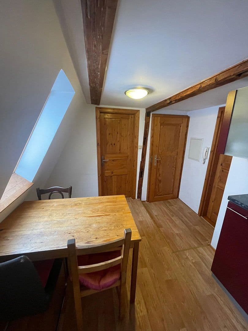 Pronájem bytu 3+1 68 m², Gustavstraße 59, Fürth, Bavorsko Pronájem bytu 3+1 68 m², Gustavstraße 59, Fürth, Bavorsko