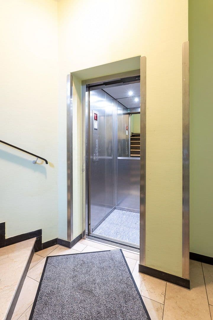 Prodej domu 824 m², pozemek 339 m², München OT Maxvorstadt, Bavorsko Prodej domu 824 m², pozemek 339 m², München OT Maxvorstadt, Bavorsko