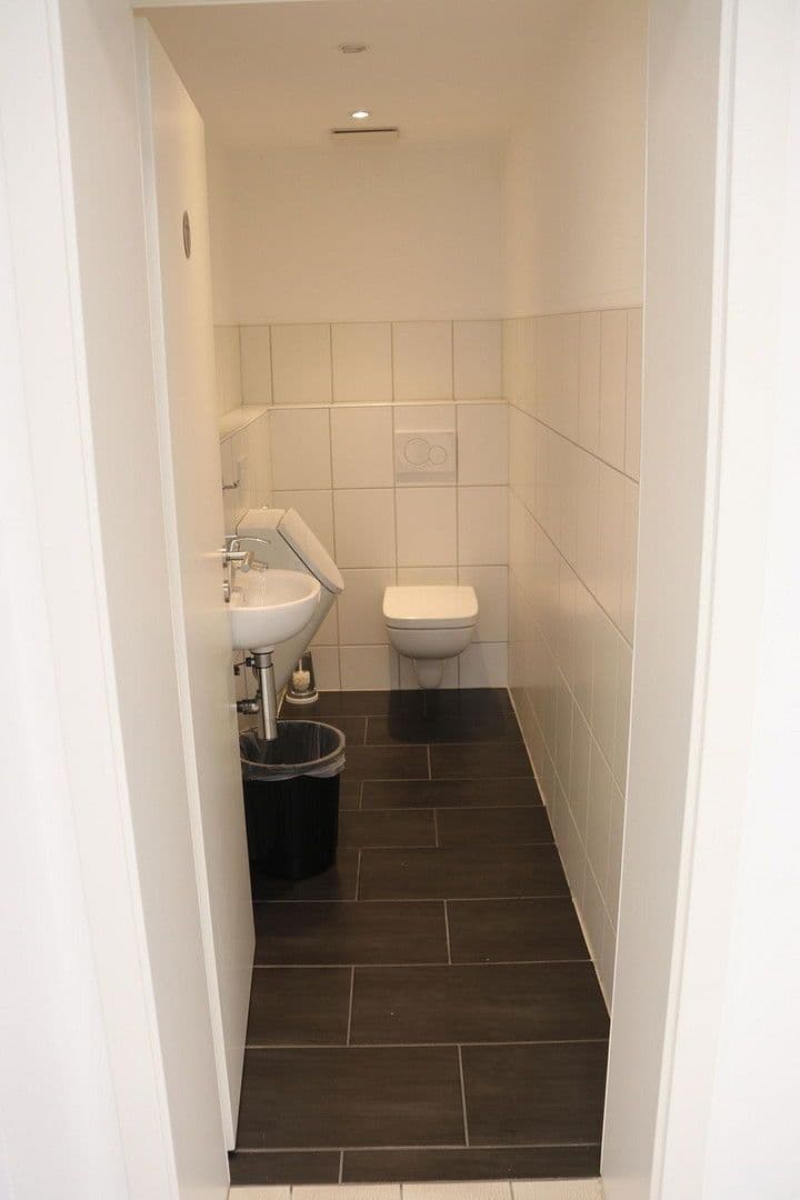 Pronájem nebytového prostoru 2.910 m², Eickelstraße 2, Arnsberg, Severní Porýní-Vestfálsko Pronájem nebytového prostoru 2.910 m², Eickelstraße 2, Arnsberg, Severní Porýní-Vestfálsko