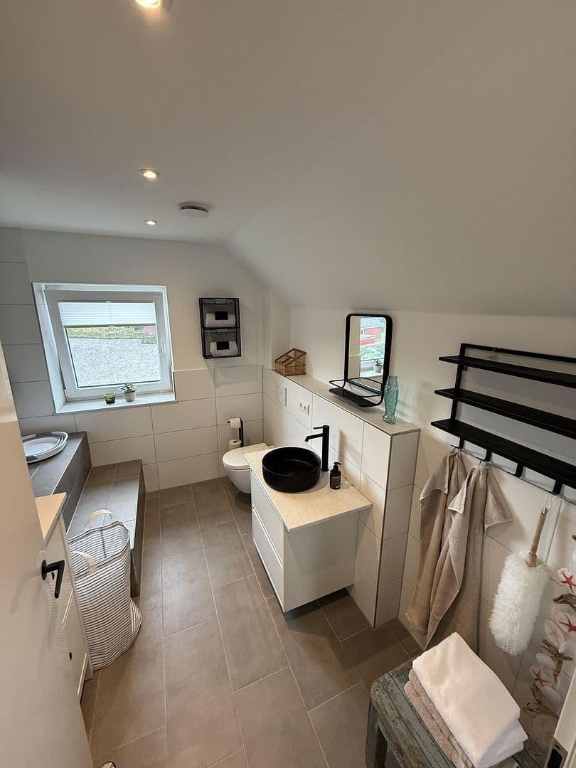 Pronájem bytu 2+1 75 m², Klevendeicher Chaussee 2, Moorrege, Šlesvicko-Holštýnsko Pronájem bytu 2+1 75 m², Klevendeicher Chaussee 2, Moorrege, Šlesvicko-Holštýnsko