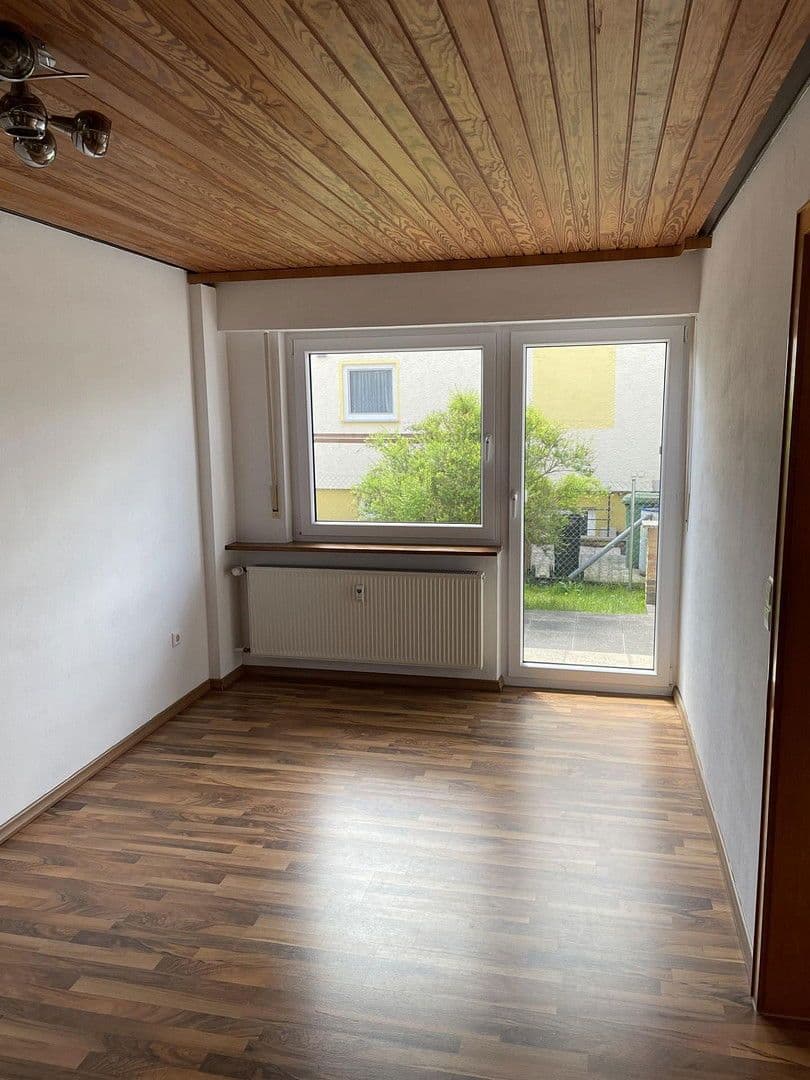 Pronájem bytu 4+1 88 m², Täfelbergweg 5, Althengstett, Bádensko-Württembersko Pronájem bytu 4+1 88 m², Täfelbergweg 5, Althengstett, Bádensko-Württembersko