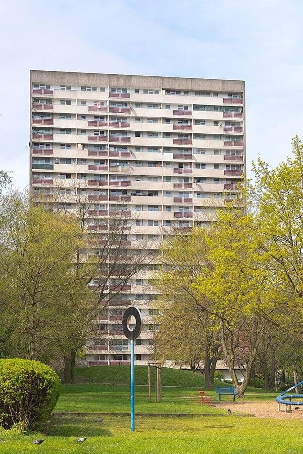 Pronájem bytu 25 m², Julius-Brecht-Straße 5, Frankfurt am Main, Hessen Pronájem bytu 25 m², Julius-Brecht-Straße 5, Frankfurt am Main, Hessen