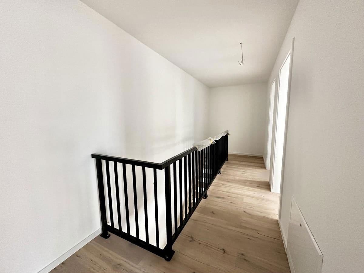 Pronájem bytu 4+1 121 m², Kieselbronn, Bádensko-Württembersko Pronájem bytu 4+1 121 m², Kieselbronn, Bádensko-Württembersko