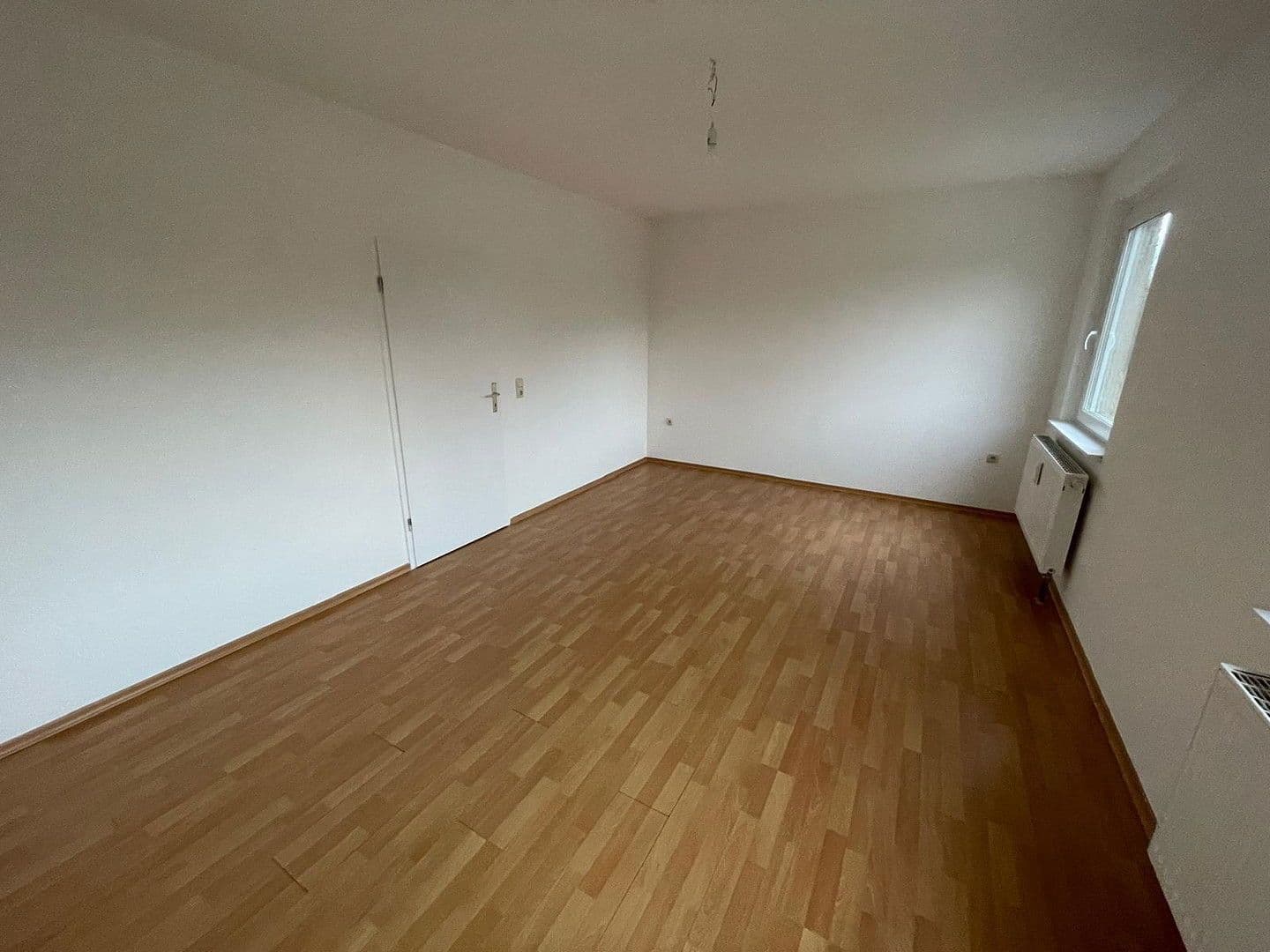 Pronájem bytu 2+1 55 m², Katharinenweg 18, Apolda, Durynsko Pronájem bytu 2+1 55 m², Katharinenweg 18, Apolda, Durynsko