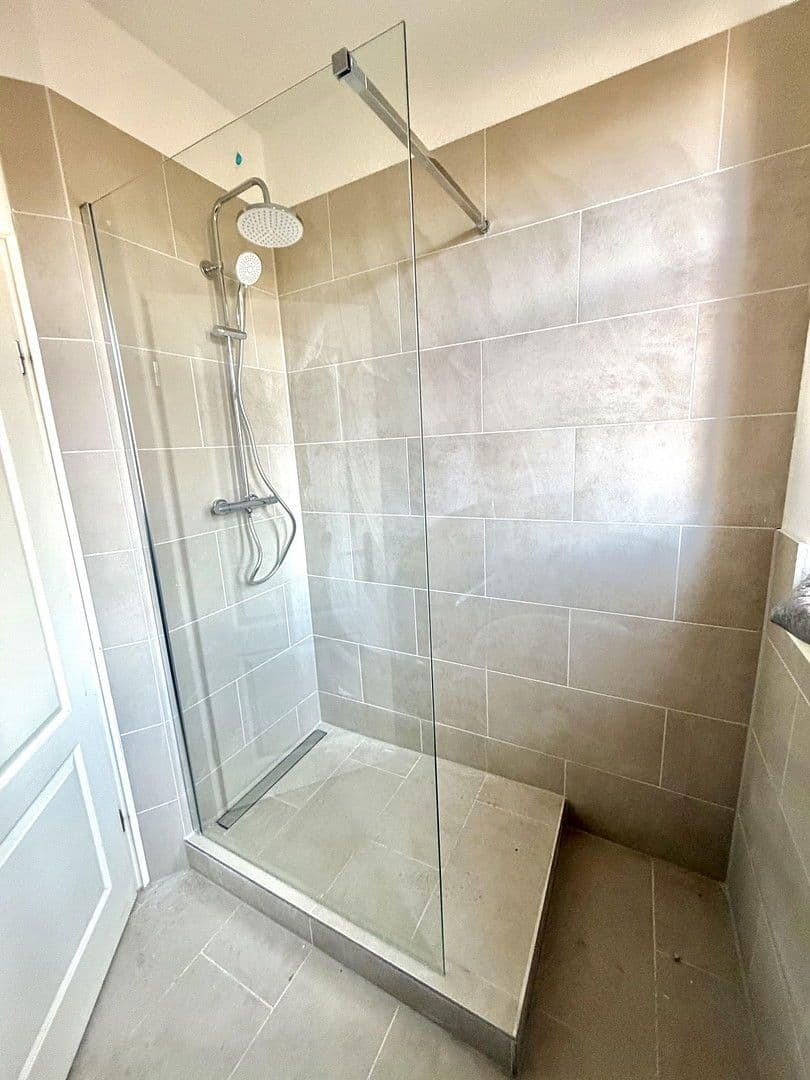 Pronájem bytu 3+1 80 m², Erfurt, Durynsko Pronájem bytu 3+1 80 m², Erfurt, Durynsko