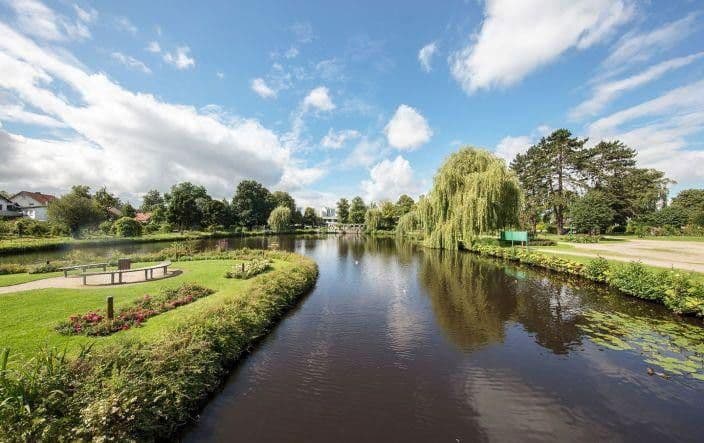 Prodej domu 378 m², pozemek 964 m², Uetersen, Šlesvicko-Holštýnsko Prodej domu 378 m², pozemek 964 m², Uetersen, Šlesvicko-Holštýnsko