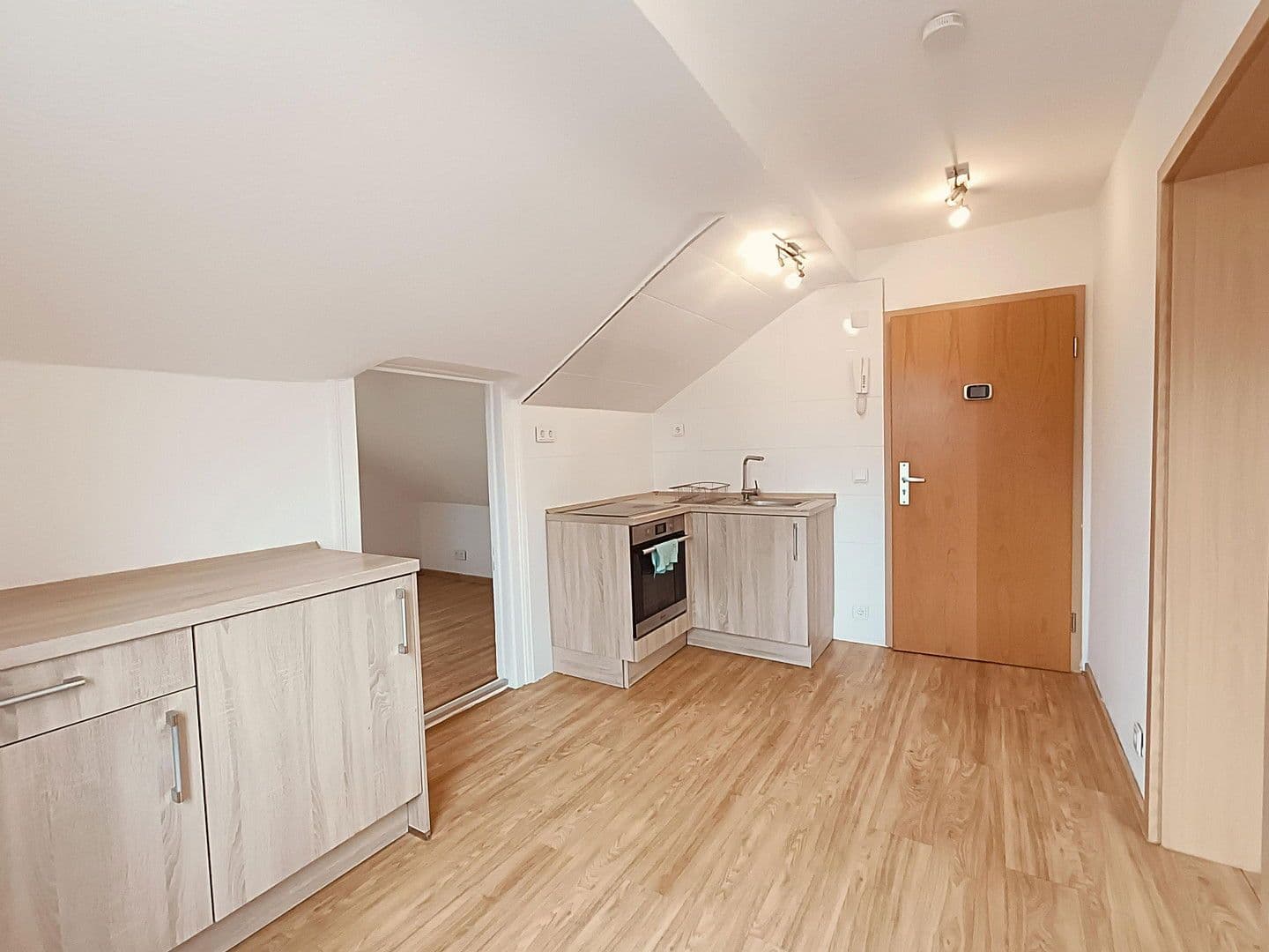 Pronájem bytu 1+kk 48 m², Knapperstraße 43-45, Lüdenscheid, Severní Porýní-Vestfálsko Pronájem bytu 1+kk 48 m², Knapperstraße 43-45, Lüdenscheid, Severní Porýní-Vestfálsko