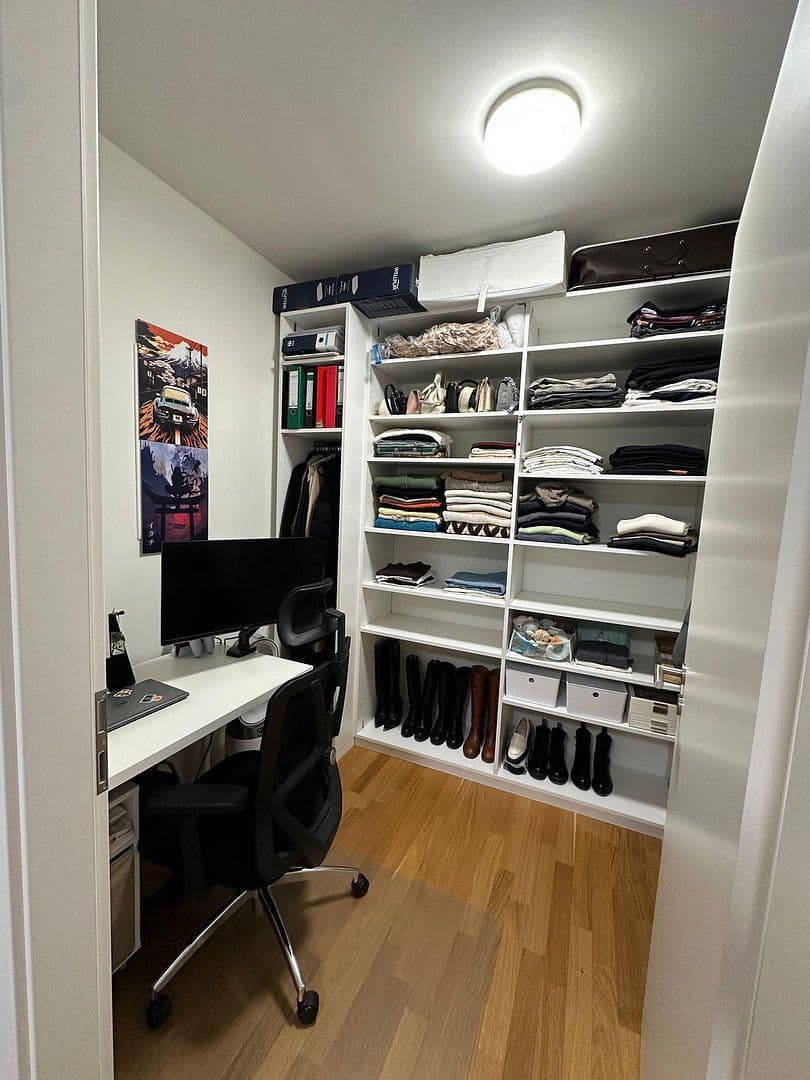 Pronájem bytu 2+1 64 m², Köln, Severní Porýní-Vestfálsko Pronájem bytu 2+1 64 m², Köln, Severní Porýní-Vestfálsko